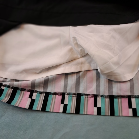 Annika Cutter & Buck size 12 black and multi color stripe tennis/golf skort - Picture 7 of 14